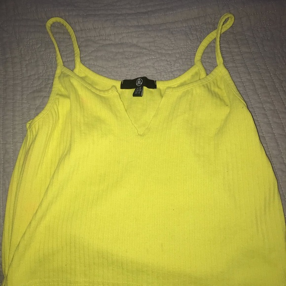 Crop top blouse - Picture 3 of 3